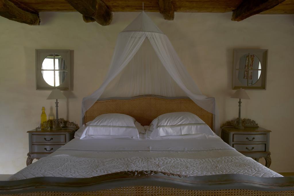 Calvignac Mas De Garrigue Bed & Breakfast 部屋 写真
